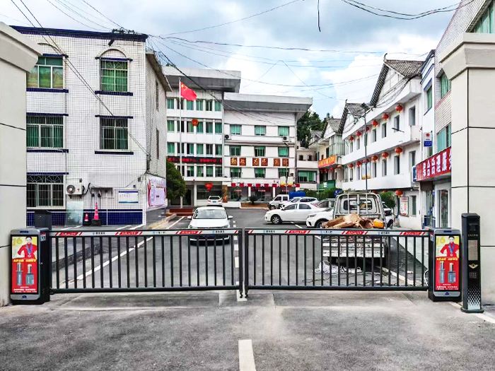 某單位采用 “安快” 車牌識別系統(tǒng)